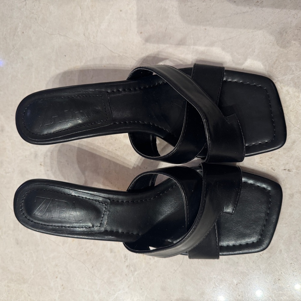 Elegant Black Women's Sandals
